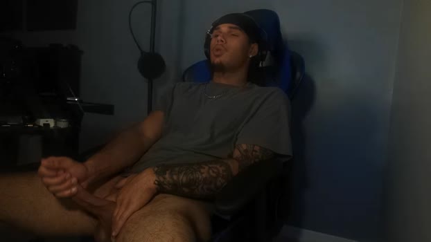 kylewhitedgs  02-09-2023 video suckshow